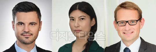 세계보험협회가 주관하는 '신용호세계보험학술대상'의 올해 수상자로 스위스 세인트갈렌대학의 (왼쪽부터)알렉산더 브라운(Alexander Braun), 지아후아 수(Jiahua Xu), 세바스티안 우츠(Sebastian Utz) 연구팀이 선정됐다. 교보생명 제공.
